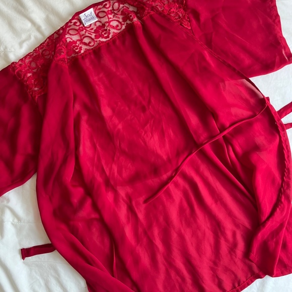 VINTAGE Secret Treasures lace flowy midi red robe - Picture 2 of 16